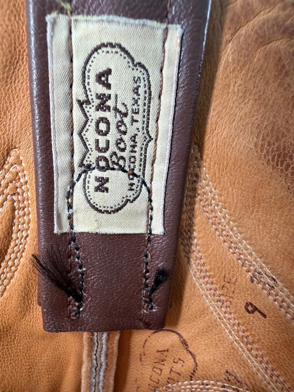 Vintage Nocona Brown Leather Western Cowboy Boots Size 9 D Made in USA Texas